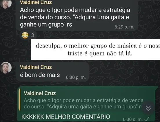 Aluno brinca que quem adquire uma gaita ganha também um grupo